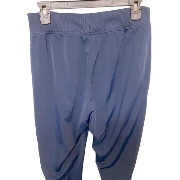 Nike Women’s Elastic Cuff Track Pants - Picture 4 of 11